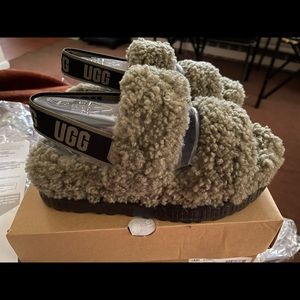 UGG Oh Fluffita Genuine Shearling Slingback Sandal